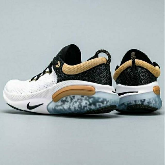 Nike hotsell joyride harga