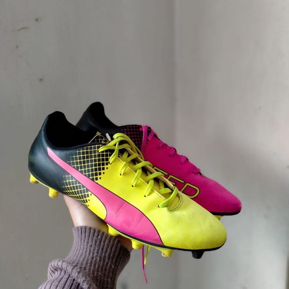 Sepatu bola shop puma evospeed terbaru