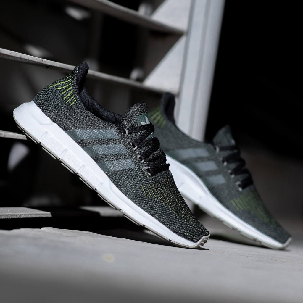 Adidas swift best sale run dark green