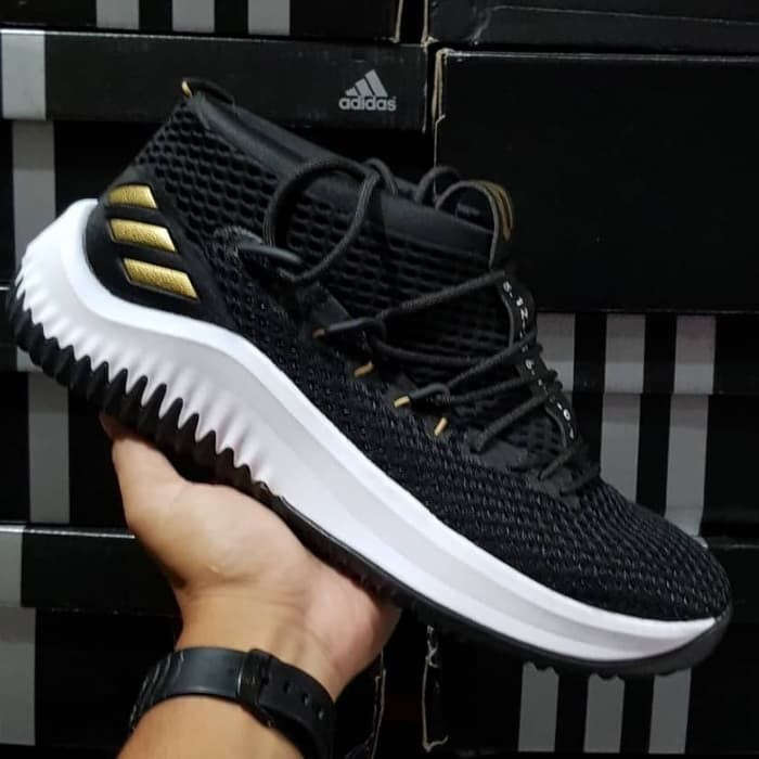 Harga adidas hotsell dame 4