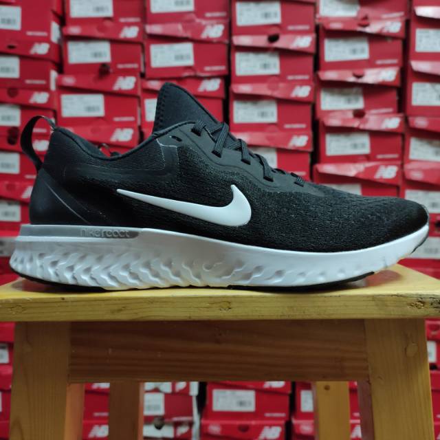 Harga sepatu 2025 nike odyssey react