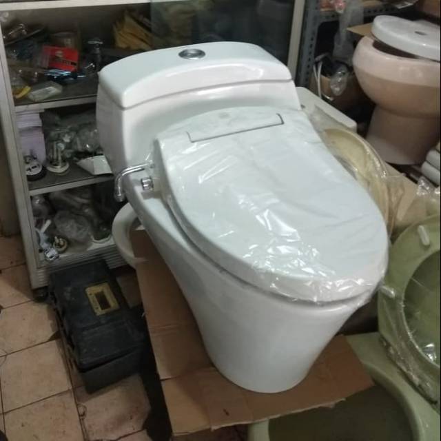 Closet duduk TOTO CW 823 J