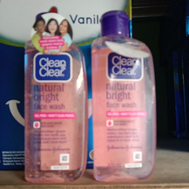 Jual Clean and clear facial wash 100ml dengan varian natural bright dan
