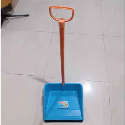 Jual Engkrak Plastik Besar - Serokan Sampah LION STAR | Shopee Indonesia