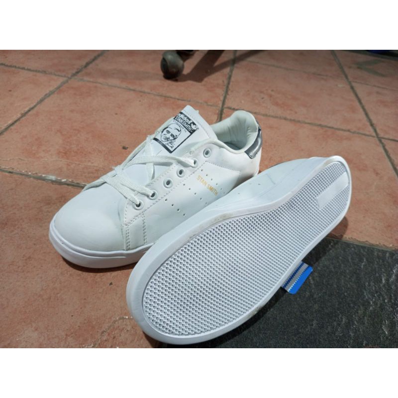 Jual sales stan smith