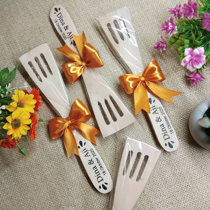 Jual SOUVENIR PERNIKAHAN MURAH UNIK SOUVENIR MURAH SOUVENIR PERNIKAHAN CUSTOM SOUVENIR PERNIKAHAN SPATULA SOLET LUBANG Shopee Indonesia