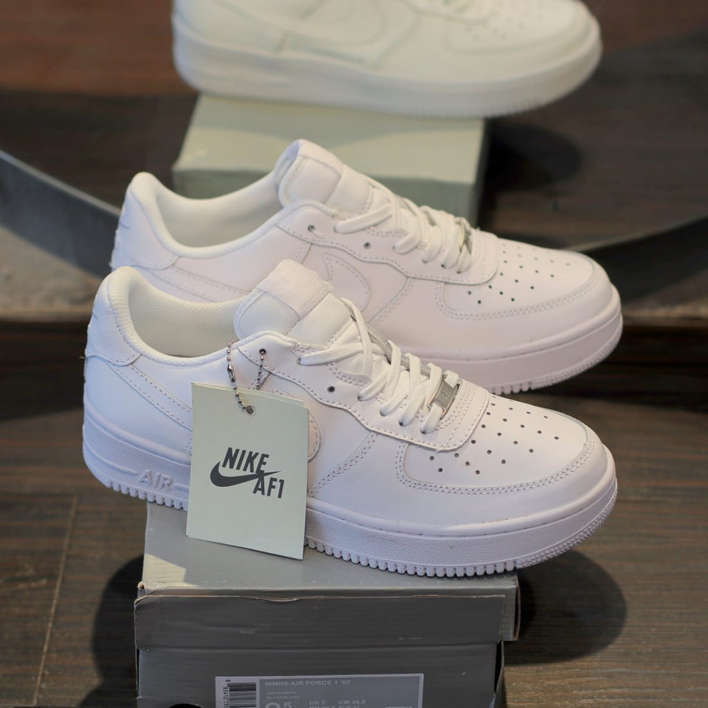 Sepatu nike outlet force one