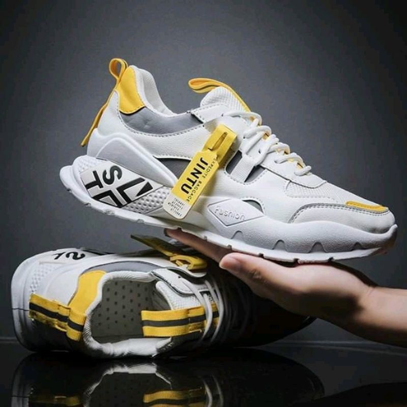 Sepatu Sneakers JINTU KOREA Terbaru Termurah GRATIS ONGKIR PLUS POTONGAN  DISKON VOUCHER TOKO 15000