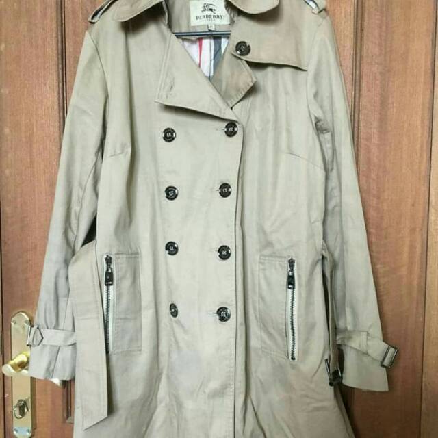 Preloved Burberry Trench Coat Ori