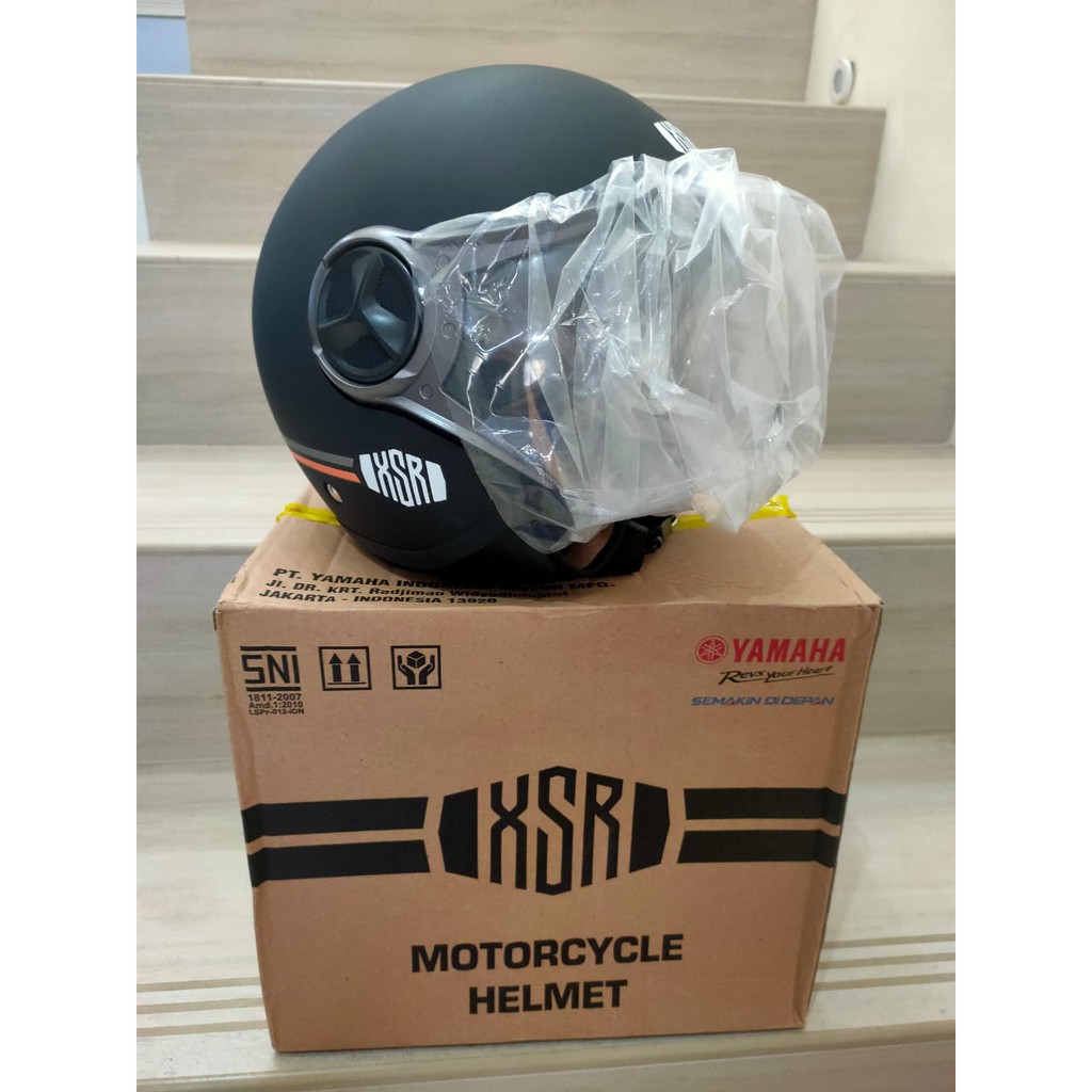 Yamaha xsr hot sale helmet