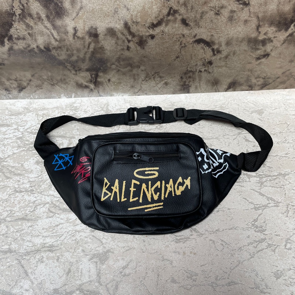 Harga waist bag clearance balenciaga