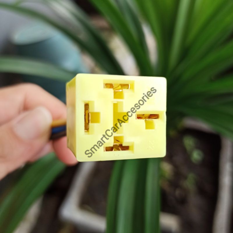 Jual Socket Soket Rumah Relay Reley Riley Rilai Relai PVC 4 Kaki 4 Pin ...