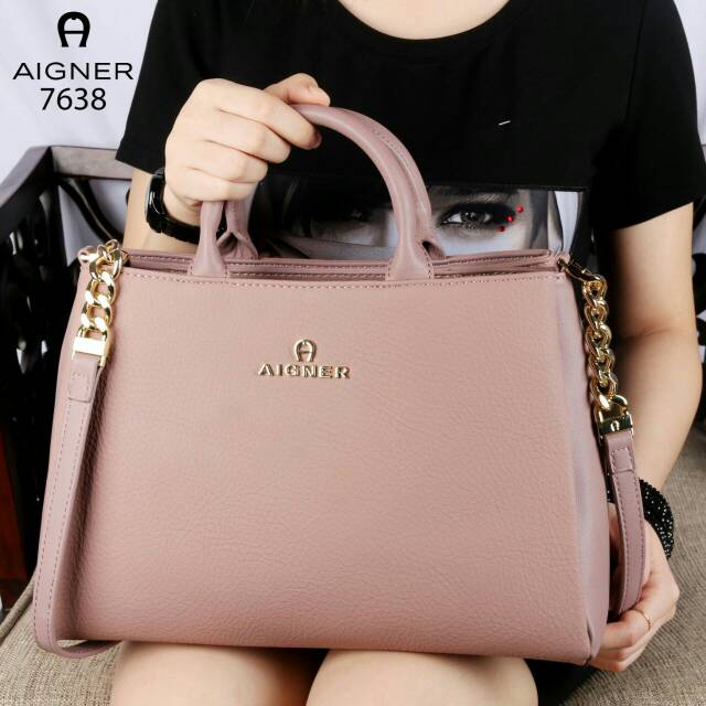 AIGNER AR7638