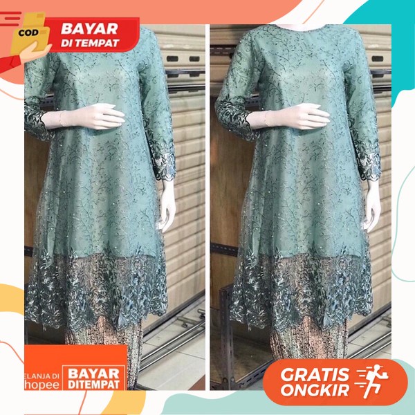 Jual 1 Set Kebya Model Tradisional Pakaian Adat Untuk Foto Prewedding