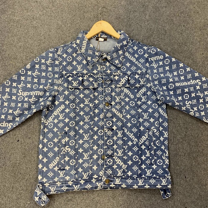 Jaket lv supreme original hotsell