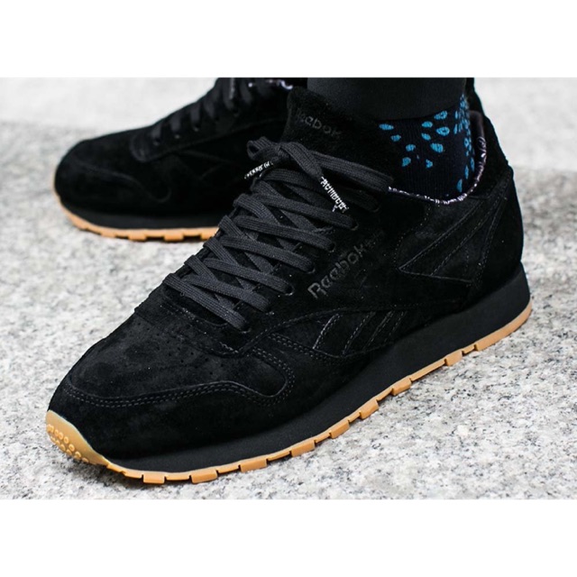 Reebok classic sale suede black