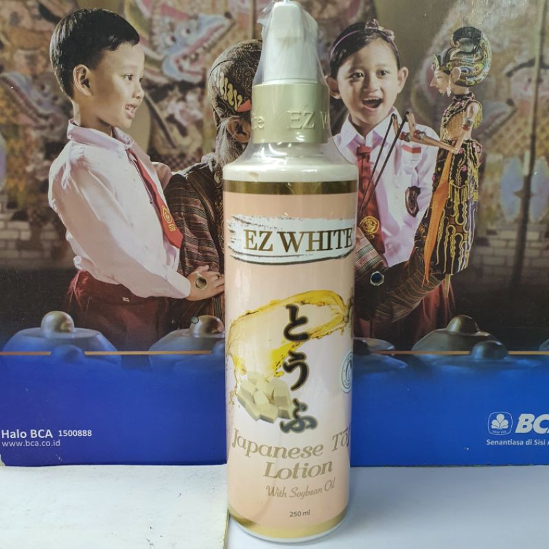 Jual EZ White japanese tofu lotion 250ml ( bonus olive green tea) Shopee Indonesia