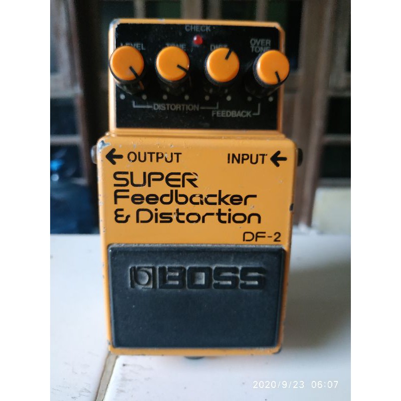 efek gitar BOSS Df2 Super Feedbacker & Distortion guitar pedal made in Japan
