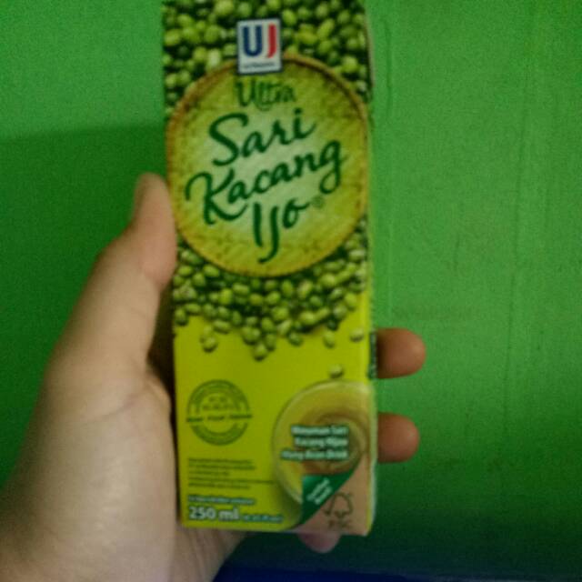 Jual Ultra Sari Kacang Hijau 250 Ml Shopee Indonesia