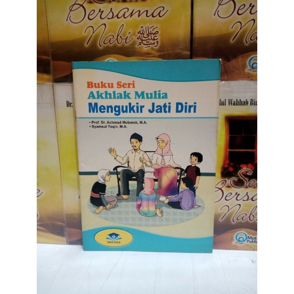 Jual BUKU ORIGINAL - BUKU SERI AKHLAK MULIA MENGUKIR JATI DIRI | Shopee ...