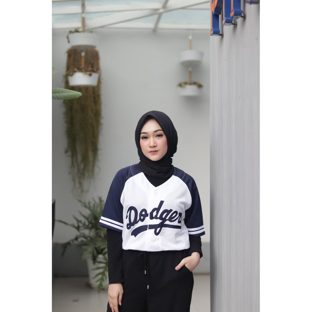 Panduan Ringkas Menentukan Ukuran Baju Baseball yang Pas