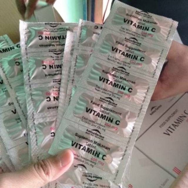 Jual Vitamin C 250mg (lebih besar) 2 strip isi 20 tablet kimia farma