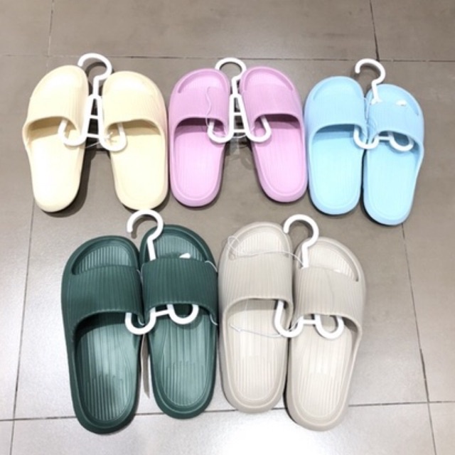 Sandal miniso slip on new arrivals