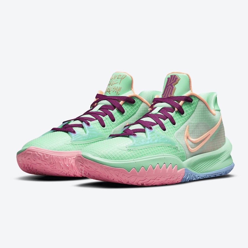 Sepatu on sale kyrie 4