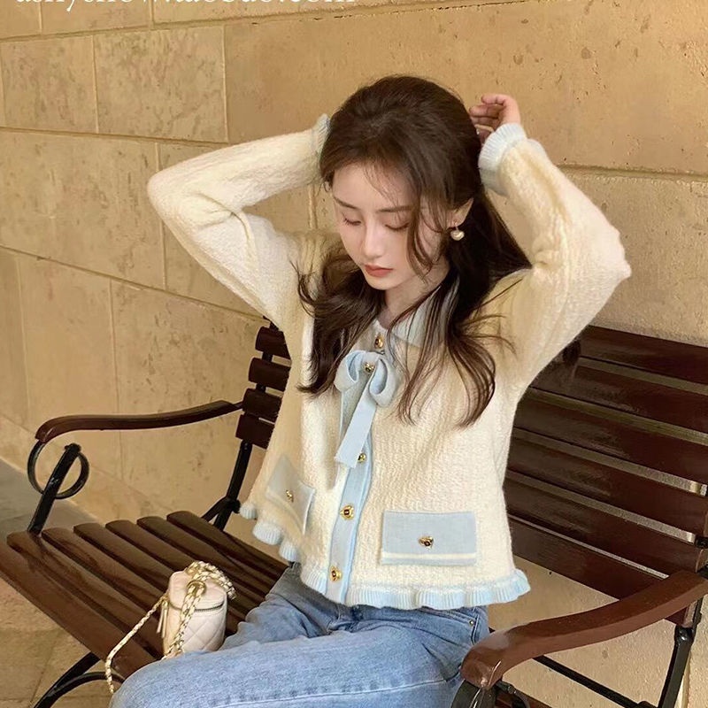 Love Gold Button Cardigan - Cardigan Rajut Korea Wanita Giten Collection