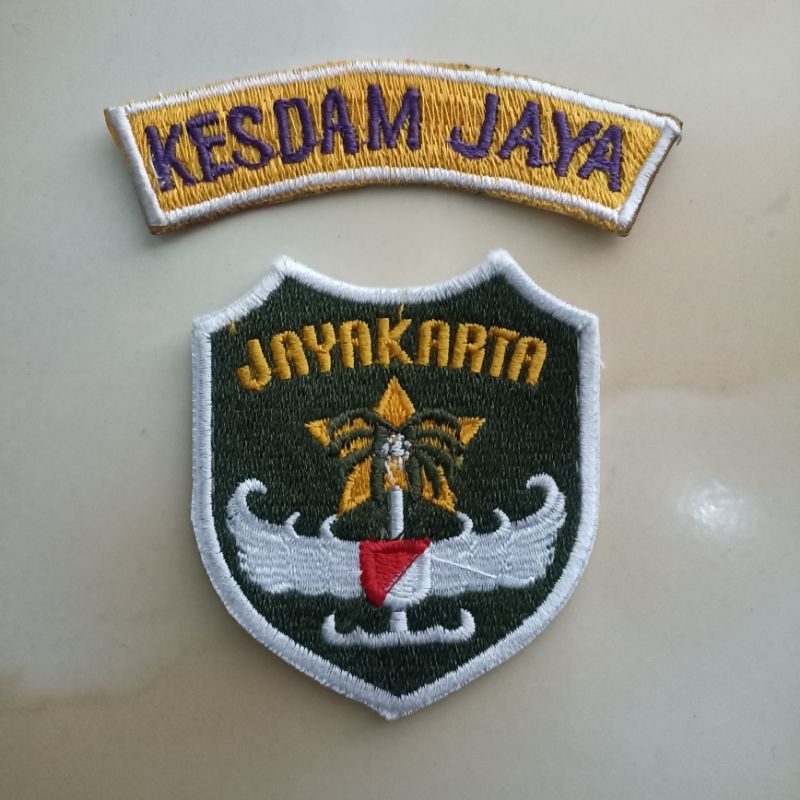 Jual Badge | Bet PDH JAYAKARTA + LOKASI KESDAM JAYA | Shopee Indonesia