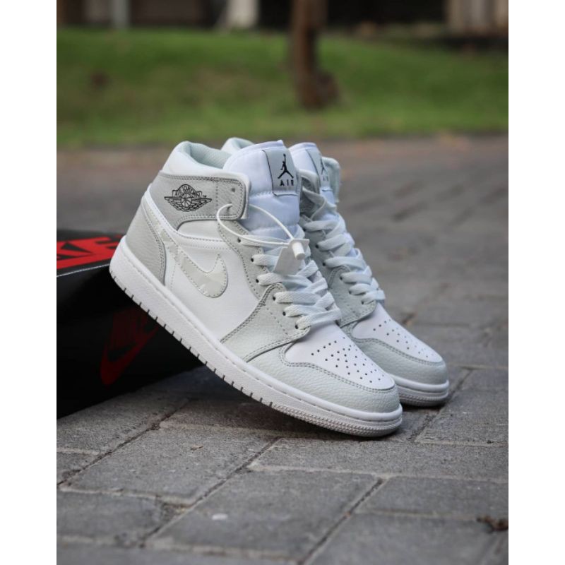 Nike Jordan Mid Grey Camo Jordan Camo 1s Nike Air Jordan Mid  display picture 1