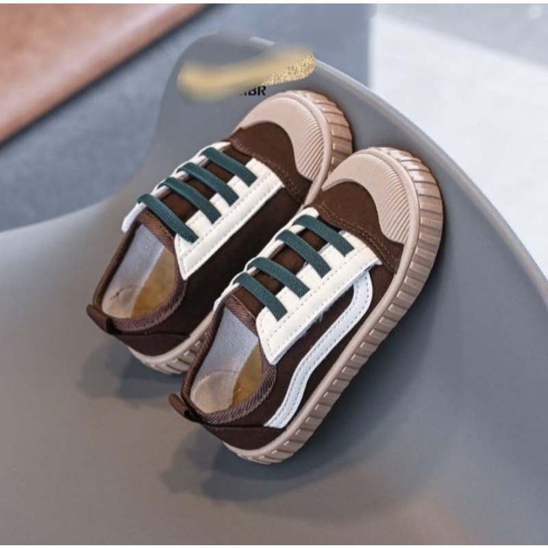 Jual SEPATU SNEAKERS CASUAL | Shopee Indonesia