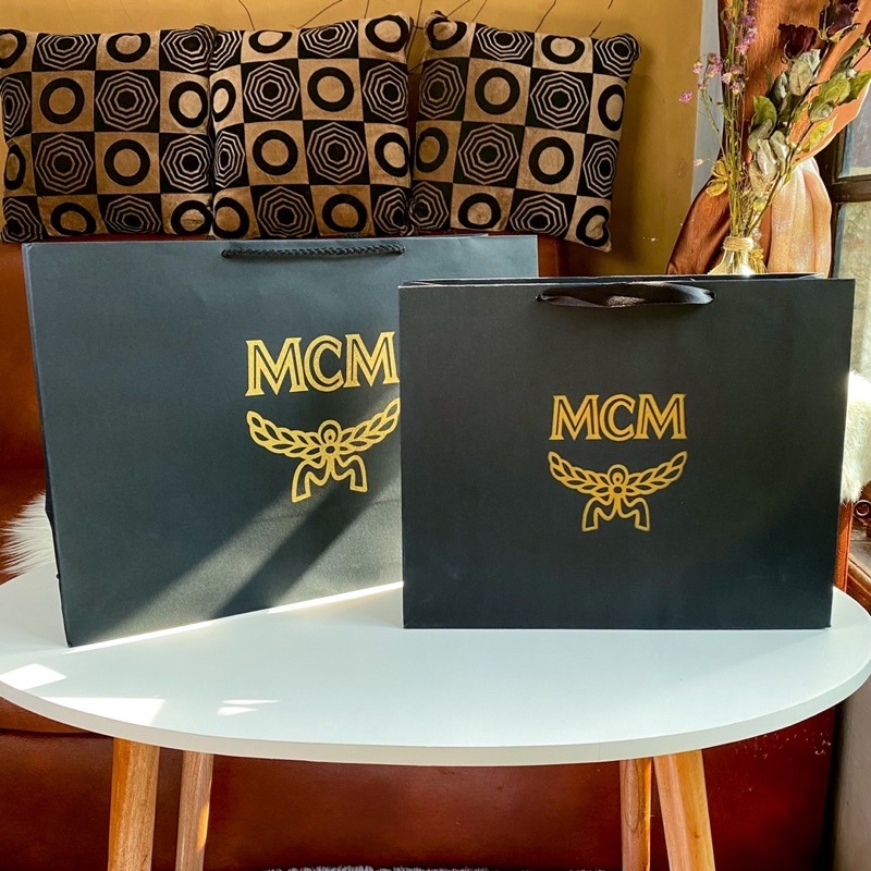 Mcm paper outlet bag