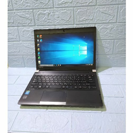Jual Laptop Core i7 Toshiba R734 Dynabook Ram 4Gb SSD 128Gb Paling