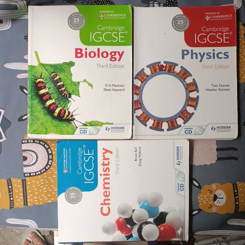 Jual CAMBRIDGE IGCSE BIOLOGY PHYSICS CHEMISTRY EDISI 3 + CD COMPANION ...