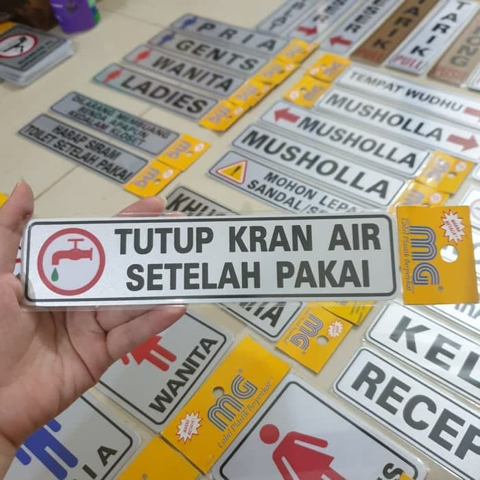 Jual Stiker Sricker Tempel Tulisan Tutup Keran Air Setelah Pakai Shopee Indonesia 9527