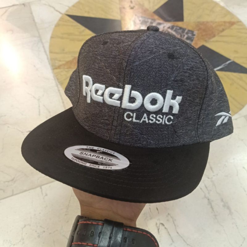 Reebok classic hot sale snapback