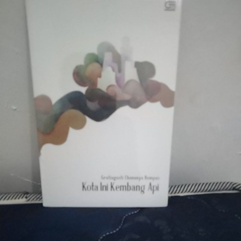 Jual buku novel original kota ini kembang api Gratiagusti Chananya ...