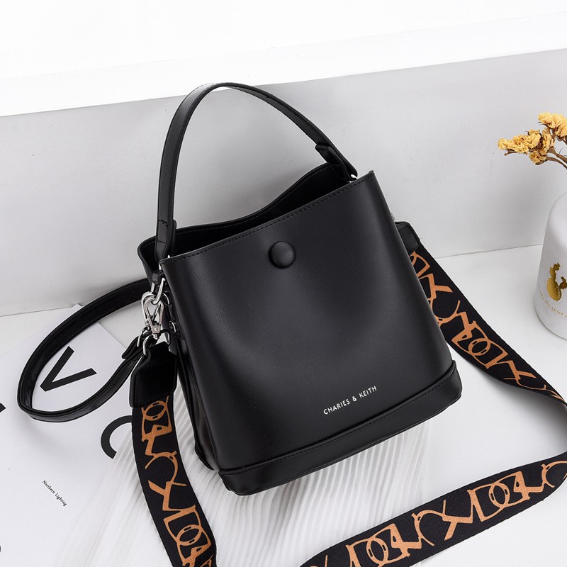 Shopee sling bag online wanita