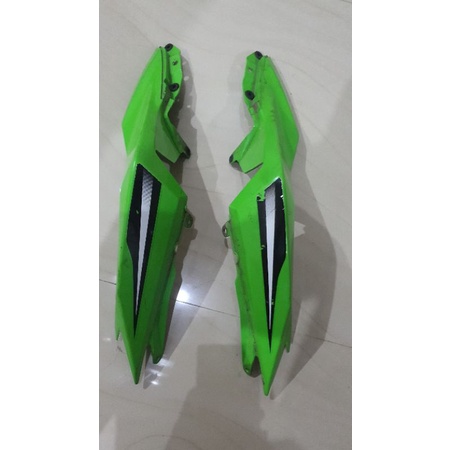 Jual body bodi belakang hijau ijo ninja 250 fi 250fi injeksi | Shopee ...