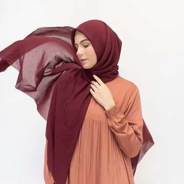 Luma Dawa Kara Scarf Syar'I (Hijab Syar’I 140 X 140 Cm) Lasercut Segi Empat Syar'I Umroh Haji