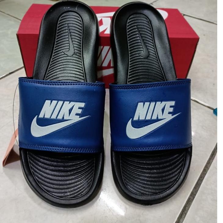 Ukuran sandal best sale nike benassi