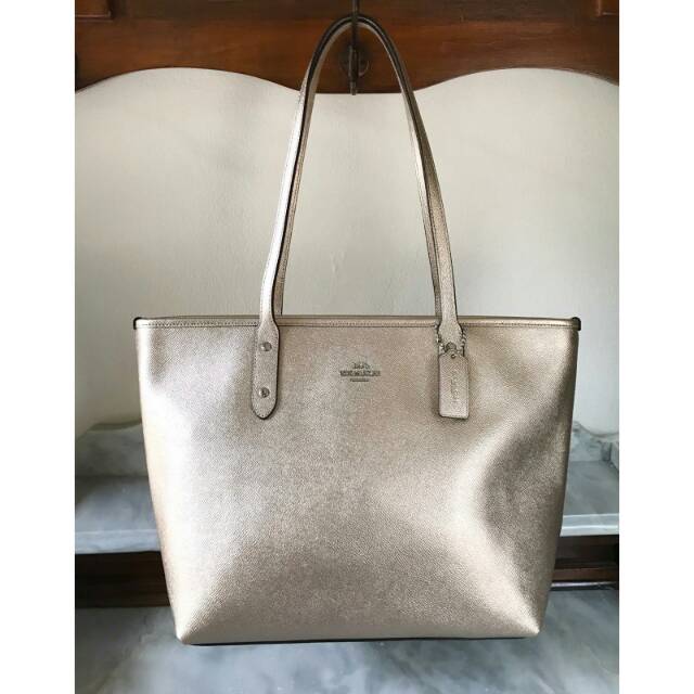 Coach city zip tote platinum deals