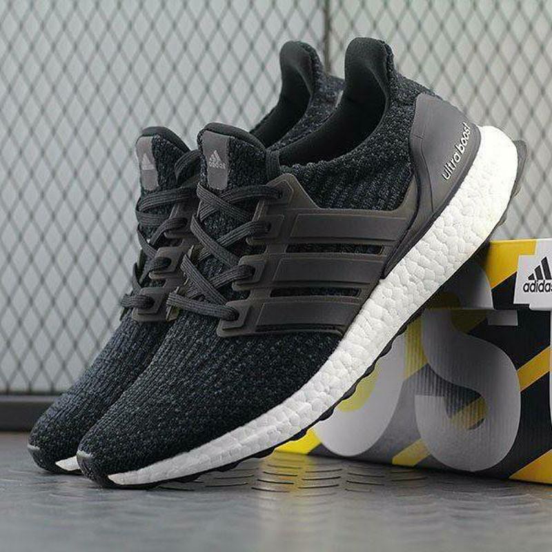 Harga sepatu hot sale ultra boost ori