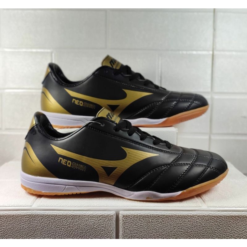 Jual Promo 4:4 !! Sepatu Futsal Mizuno Species Model baru ( Bisa Cod