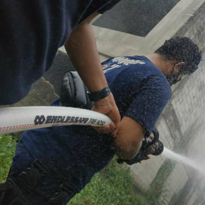 Jual Neww Fire Hose Selang Pemadam Selang Hydrant X M Canvas Kanvas Shopee Indonesia