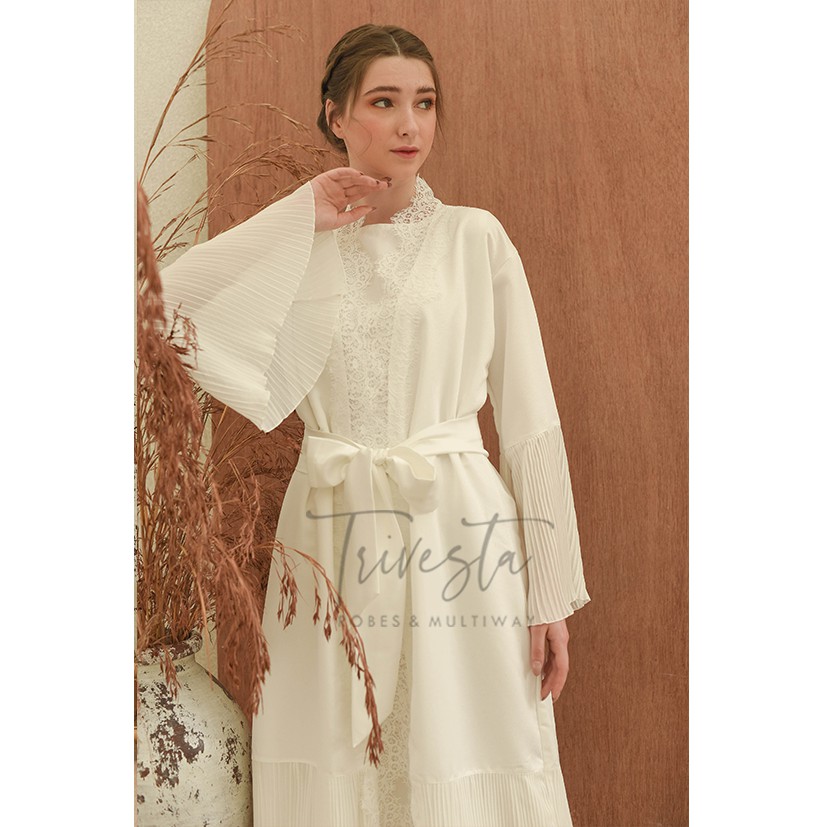 Jual Trivesta Robes - Izzeth Robe & Inner-Hijab Recomen-Flower ...