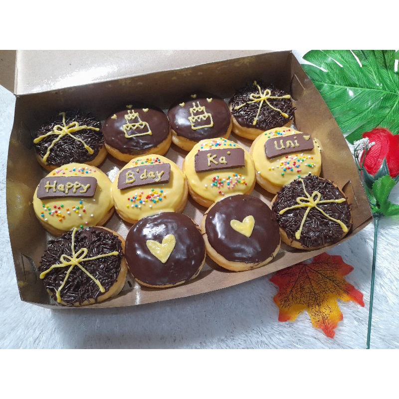 Jual Donat Ultah Coklat Blok Kue Ulangtahundonat Coklat Shopee