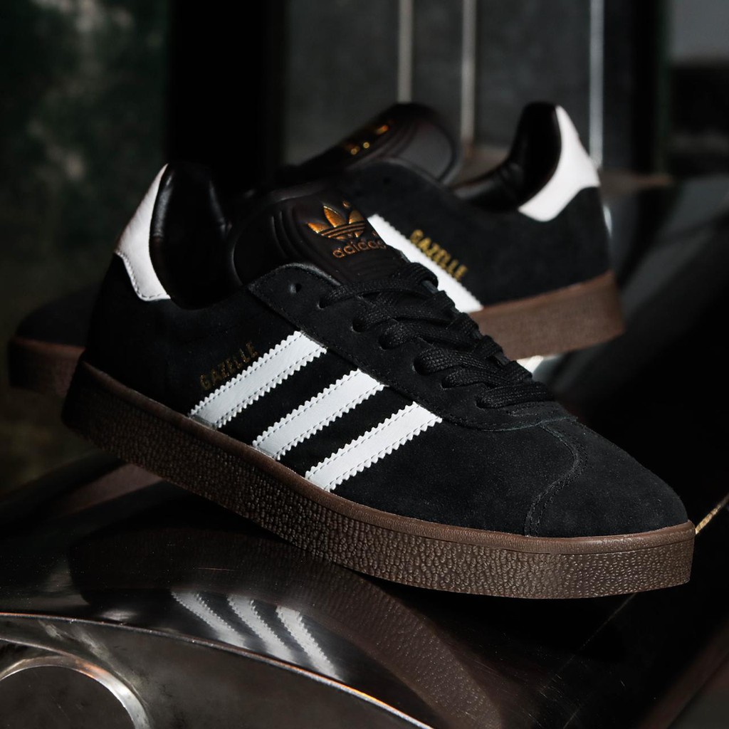 Jual ADIDAS GAZELLE BLACK WHITE SOL GUM Original | Shopee Indonesia