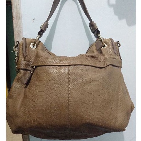 Jual Tas DISSONA ITALY Auth Preloved